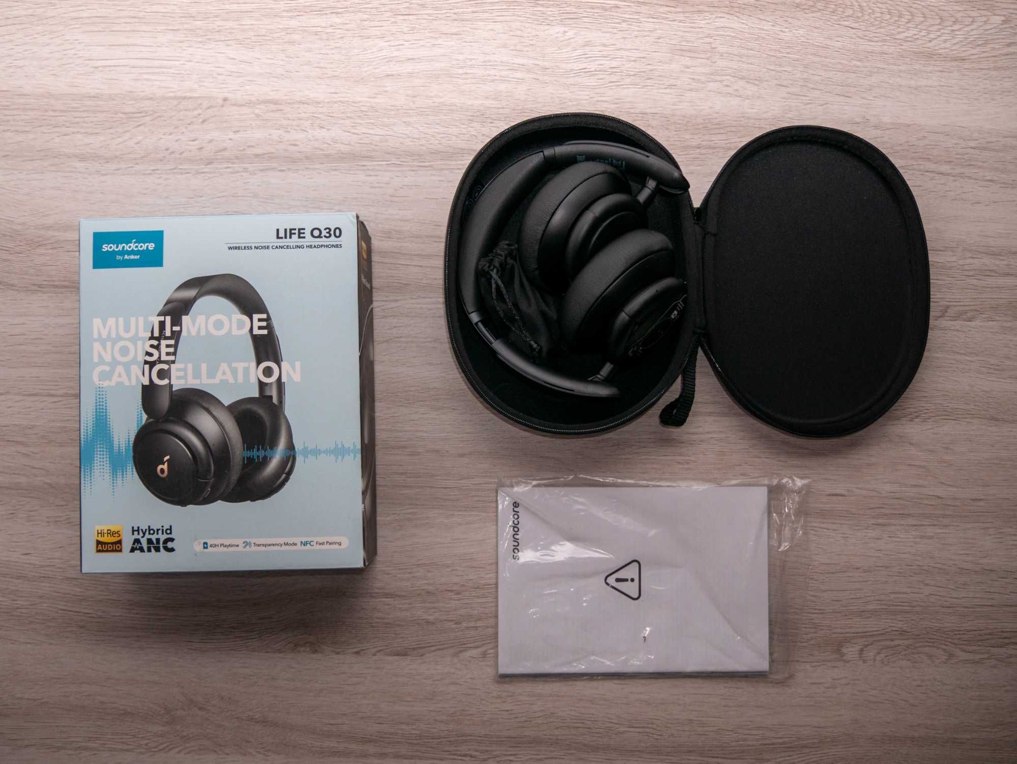 Auscultadores Soundcore Anker Q30