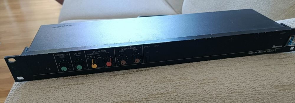 Digital Delay DD100 - Ibanez (sem fonte de alimentação/transformador)