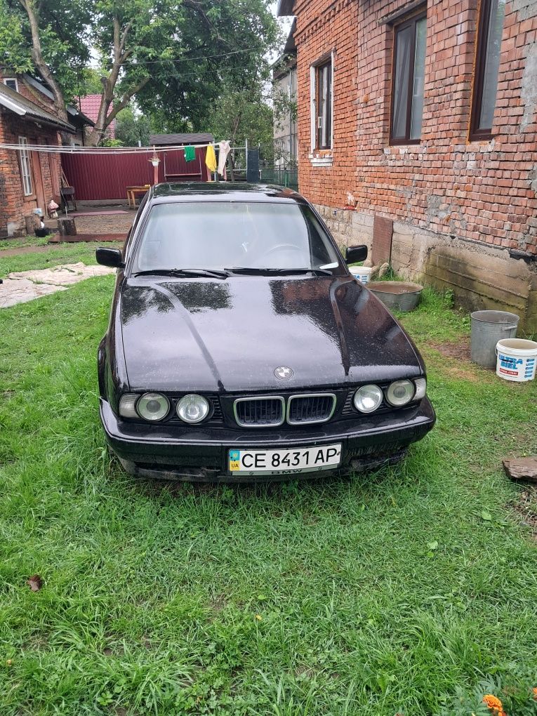 Продаж автомобіля бмв  е 34