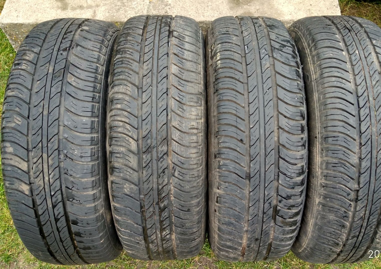 Alufelgi 14 cali + Opony 185/65R14 VW Opel