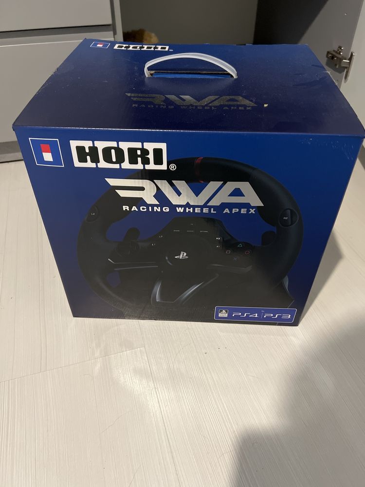 Mega zestaw PS4 + VR + AIM + HDD 2TB + kierownica