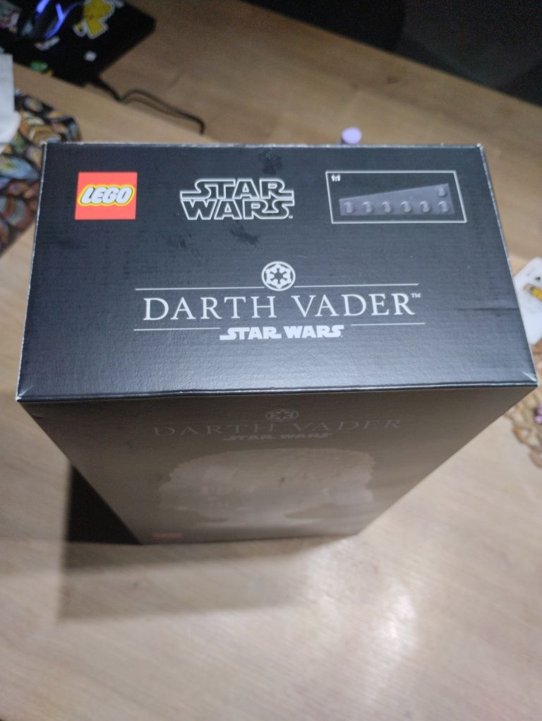 LEGO Star Wars 75304 hełm Vadera