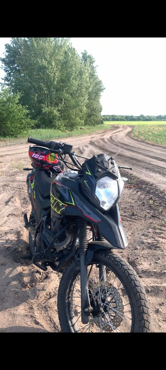 Продам мотоцикл LONCIN LX200GY-7a