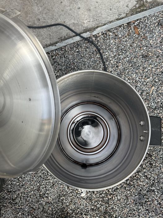 Кипятильник электрический GoodFood WB20S