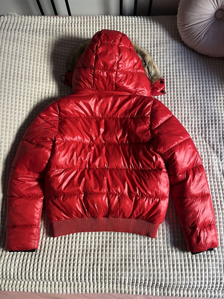 Kurtka SuperDry czerwona