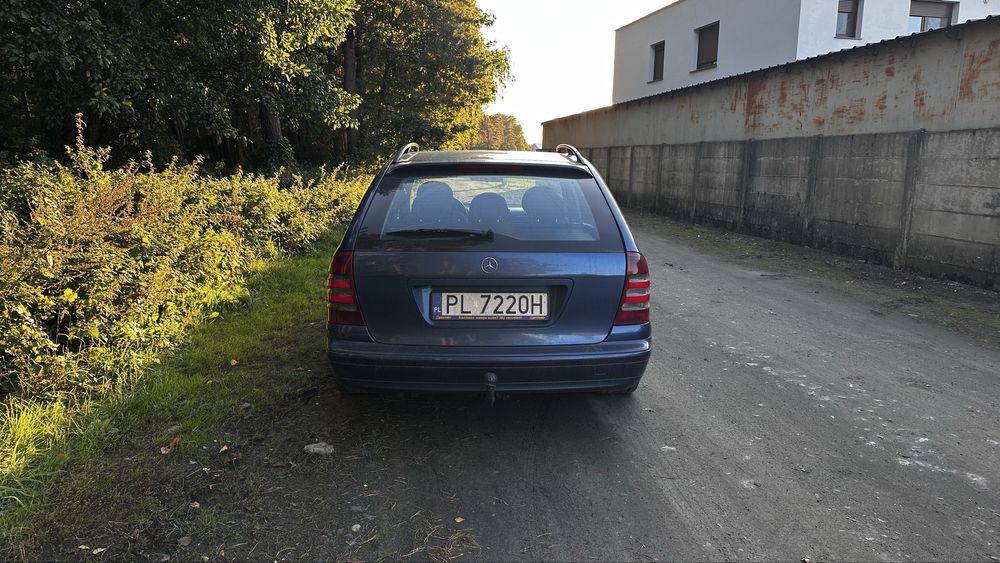 Mercedes-Benz W203 C200 CDI