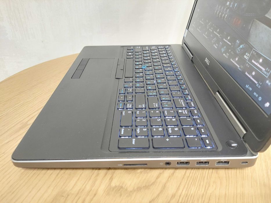 Ігровий Dell i7/4GB Video/32 GB/512 SSD/Гарантія/Full HD/батаре4г торг