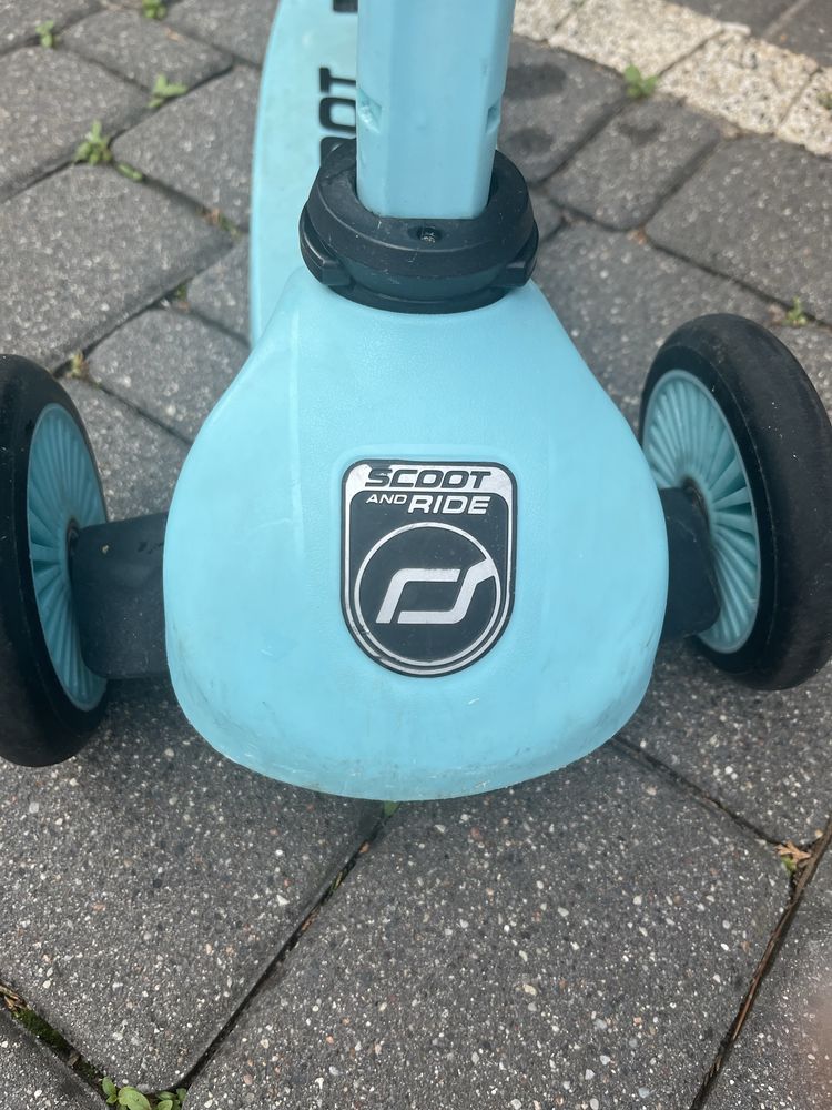 Hulajnoga trójkolowa Scoot and Ride