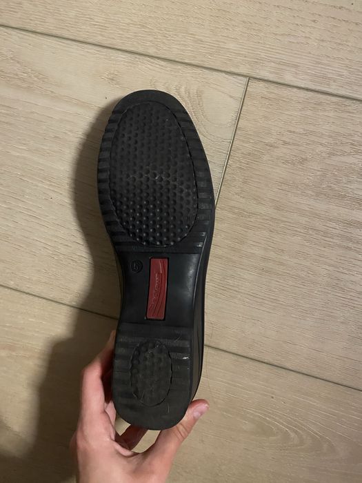 Продаю лофери kadisailun в ідеальному стані , чорні , 39 розмір