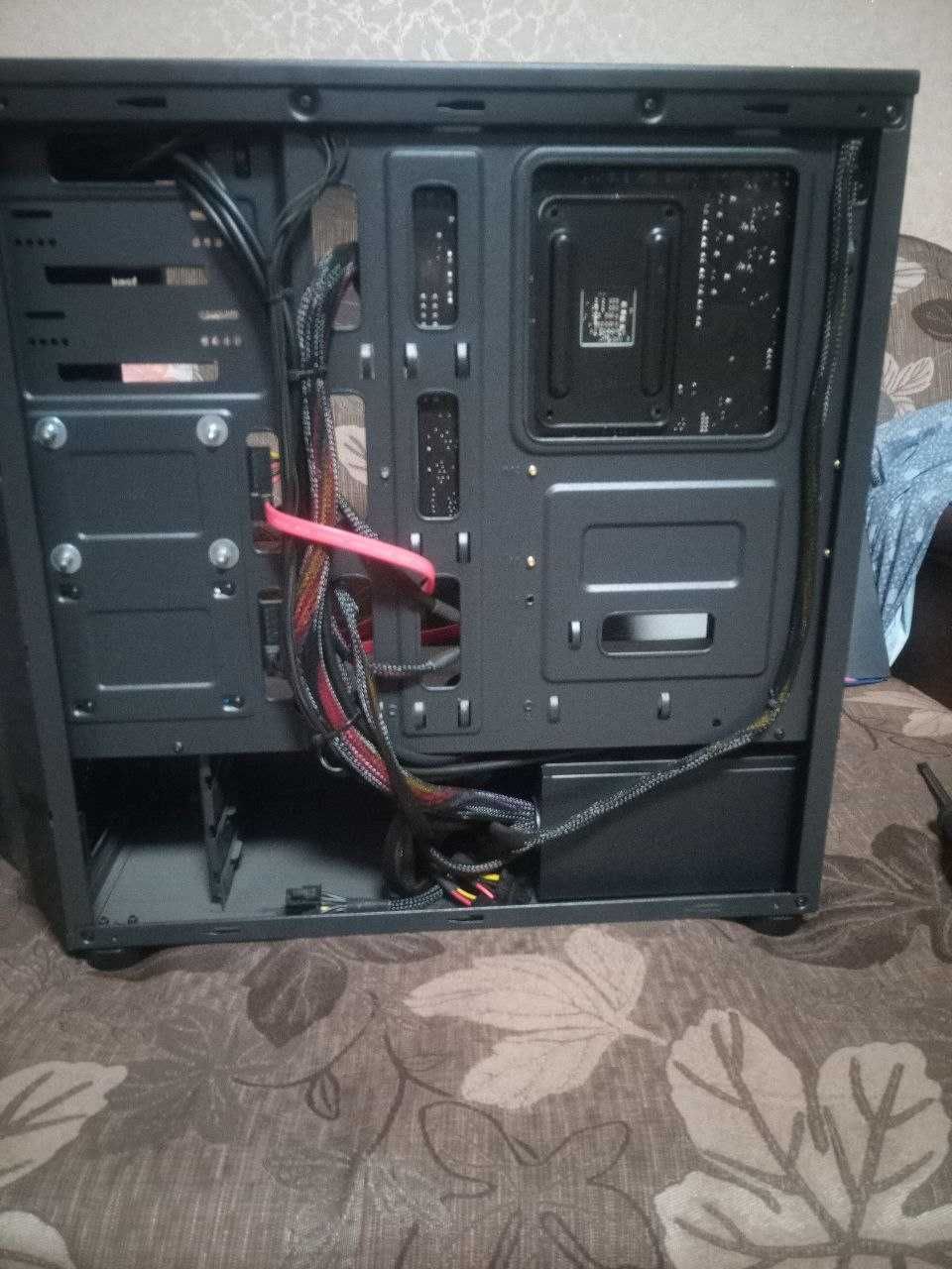 Системний блок ПК,монітор Philips 223V,клавіатура A4TECH.