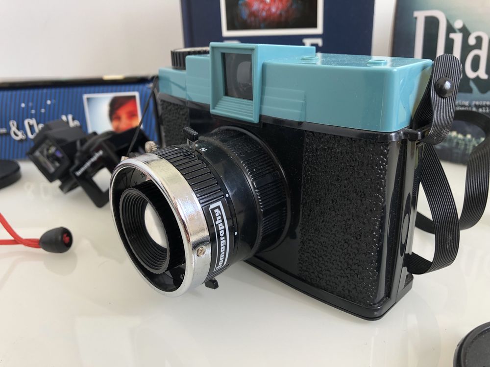 Lomo Diana F+ com Diana Lens wide Angle e Close Up Vinted retro