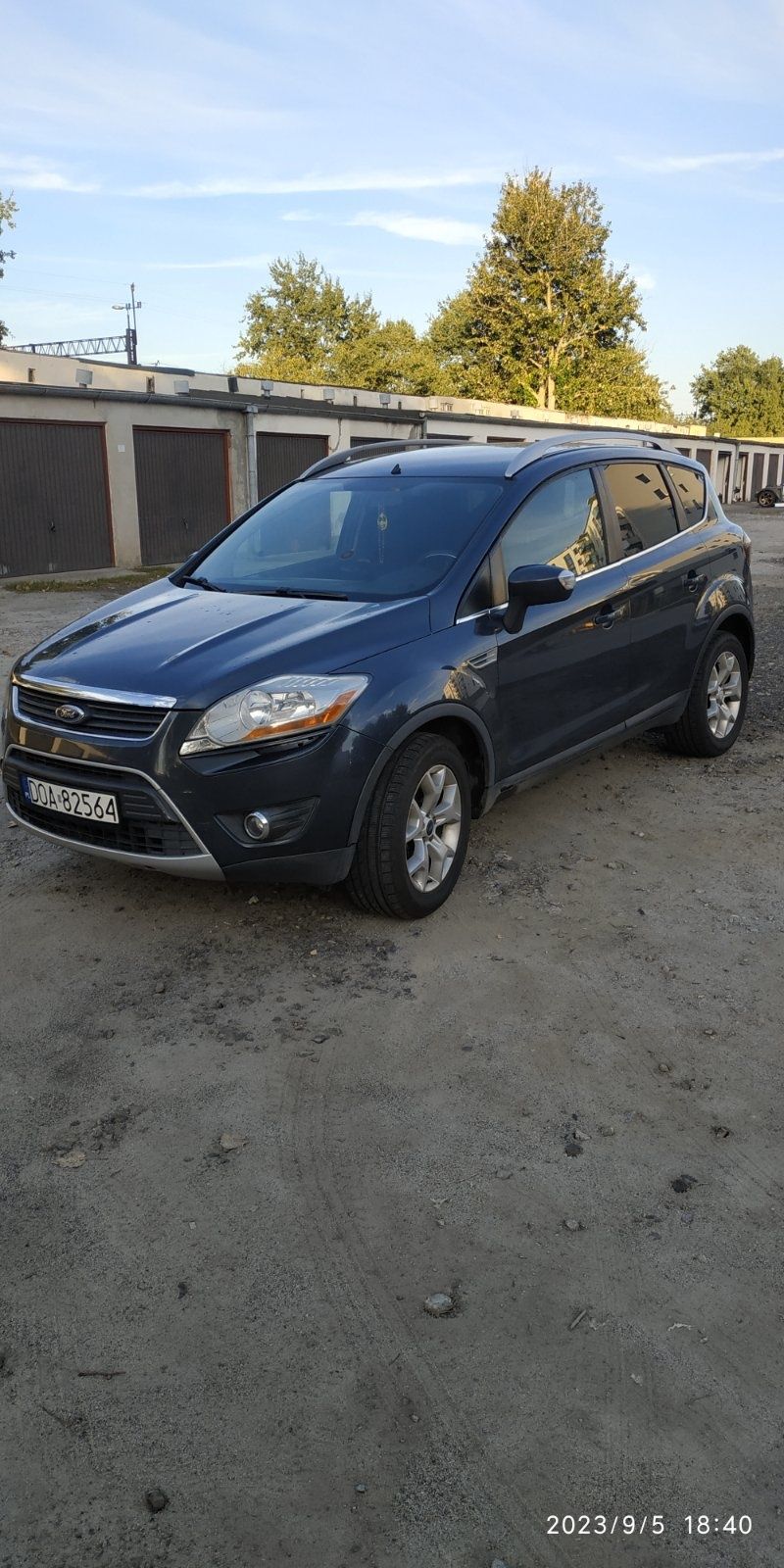 Ford kuga 2010 roku TDCI TITANIUM