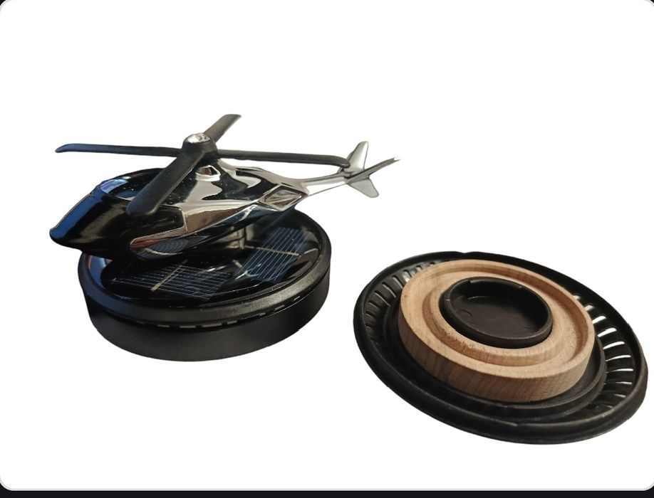 Ароматизатор у авто вертоліт