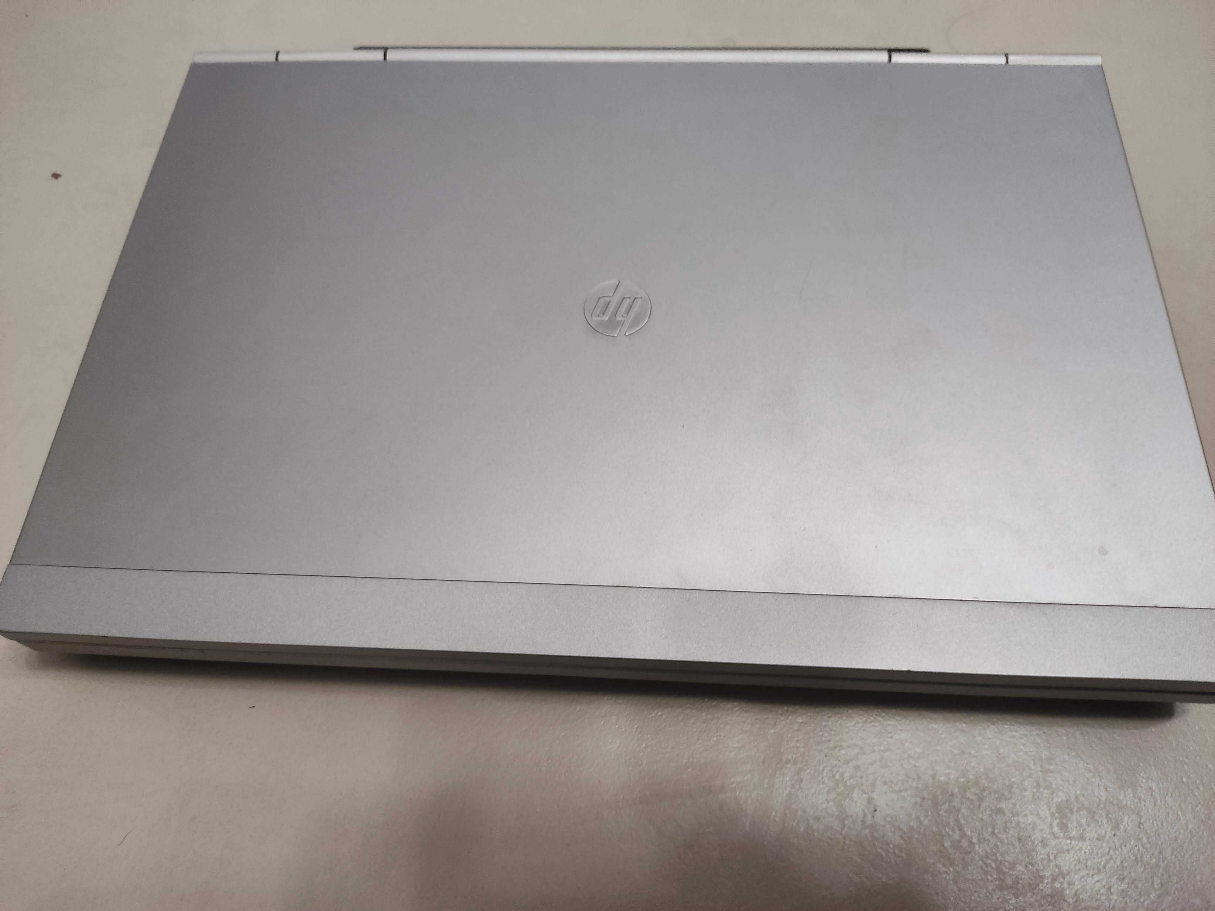 Portátil HP2570p Intel i7, com 2 docking station, 16GB Ram