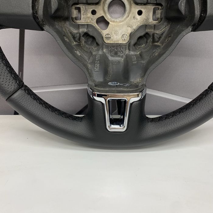 Перетягнутий руль до VW Tiguan Touran Polo Golf Caddy на обмін