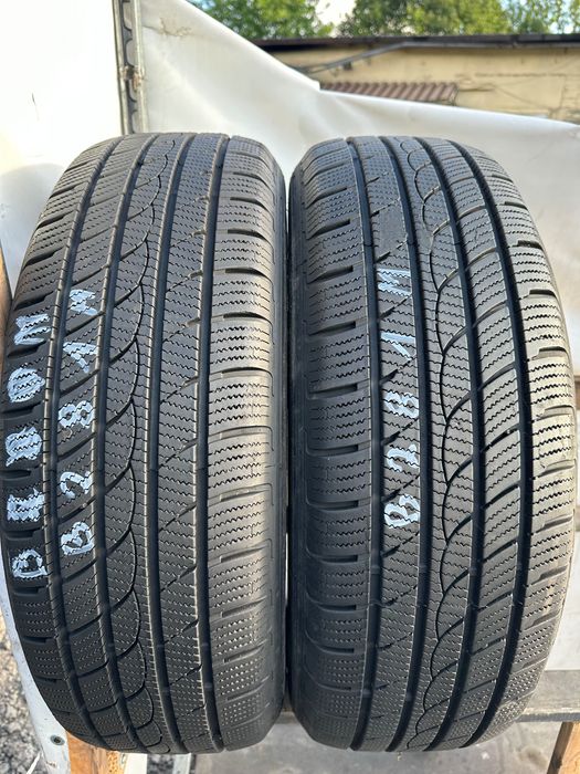 Opony zimowe 235/65R17 IMPERIAL ICE PLUS S220 -2 szt