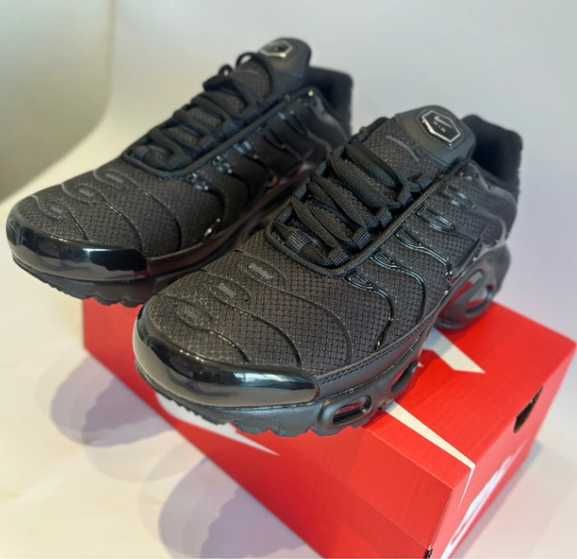 Buty meskie Mokasyny Nike_Max_TN_Plus_Black R.39