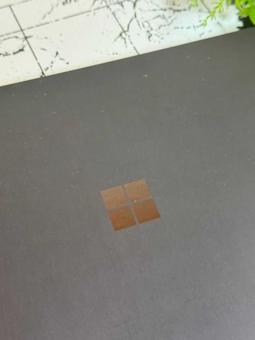 Microsoft Surface Pro Snapdragon X Plus  *NOVO*Selado*