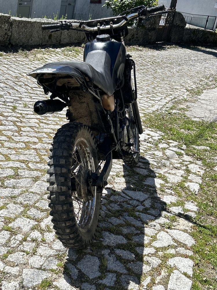 DT 125 LC YPVS 1986