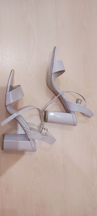 Sandálias "Primark"