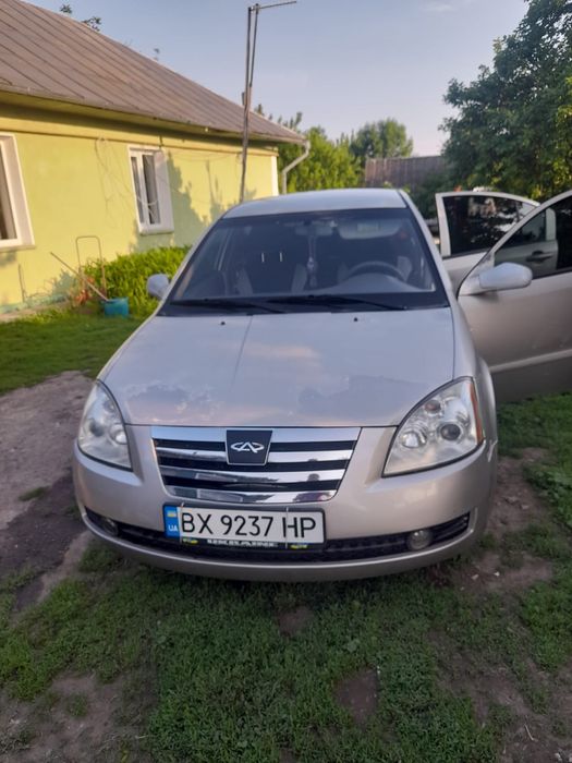 Продаю Chery Elara