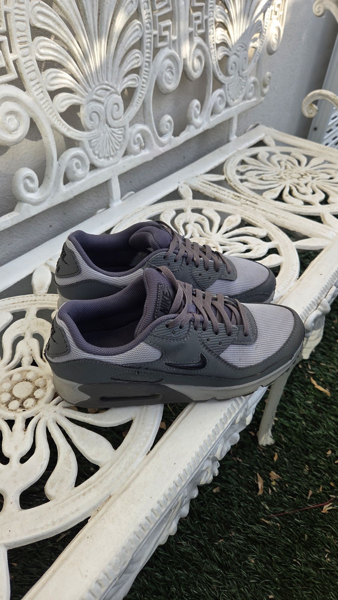 Sapatilhas Nike air max compradas na footlocker como novas