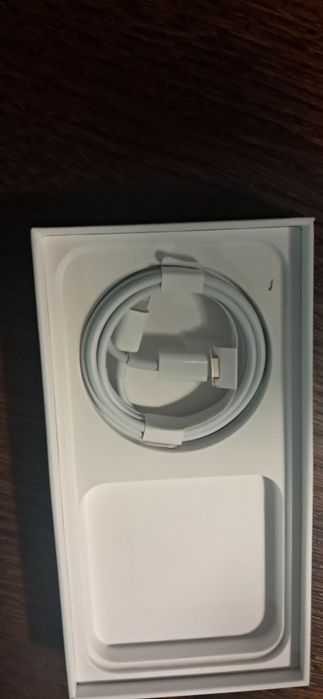 Apple Iphone 13 nowy, na gwarancji