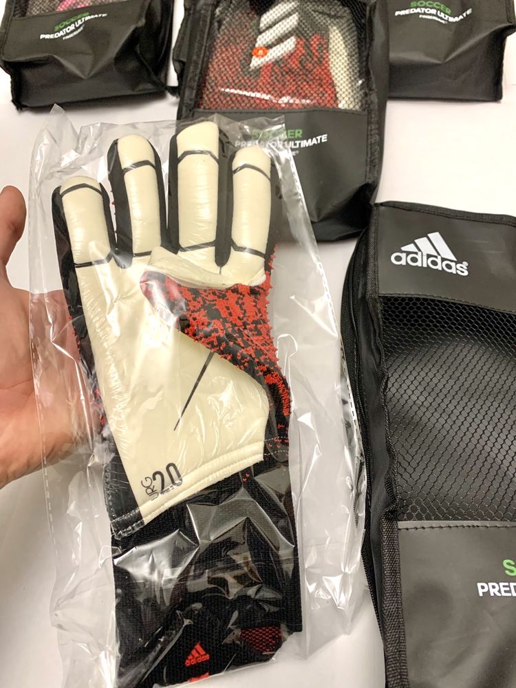 Вратарские перчатки adidas Predator 20 Pro Promo.Размеры 6,7, 8, 9, 10