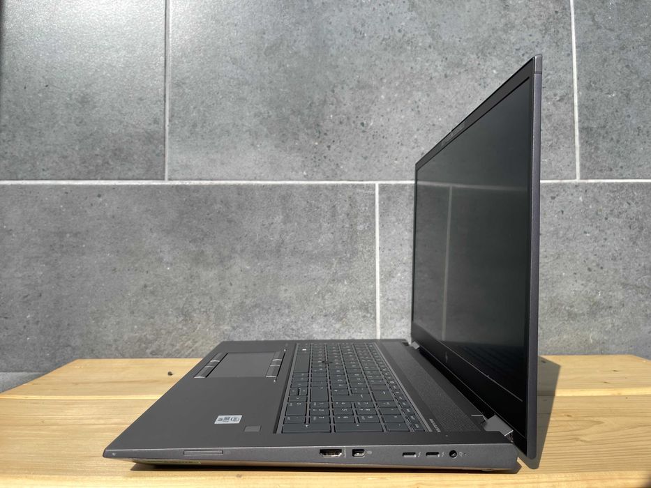 HP ZBook Fury 17 G7/i7-10850H/16Gb/512Gb/17.3" Full HD/RTX 3000 (6Gb)