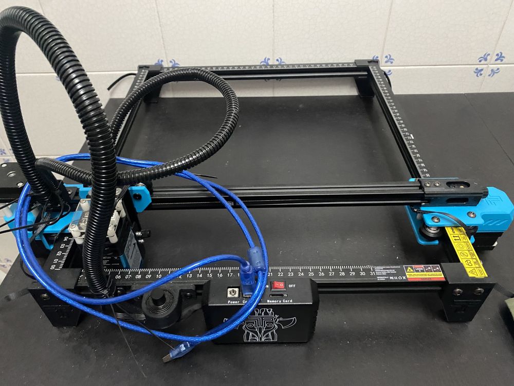 Máquina de gravação a laser