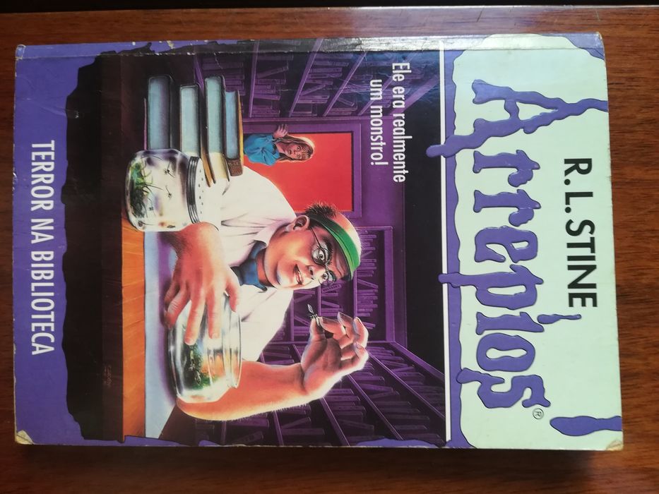 Livros da coleção "Arrepios"