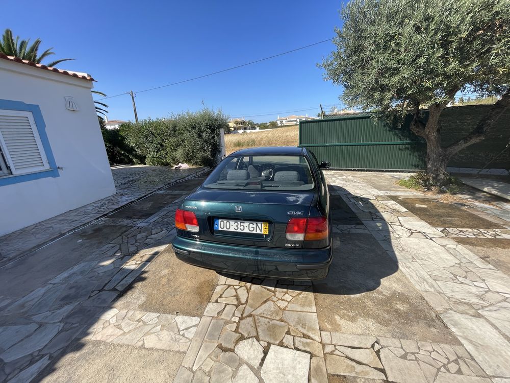 Vendo honda civic 1.5i LS vtec 1996