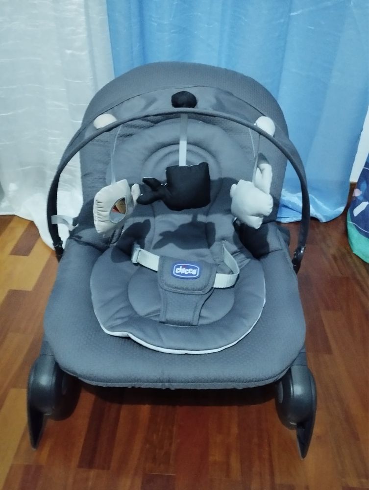 Ovo + isofix e espreguiçadeira chicco kiros