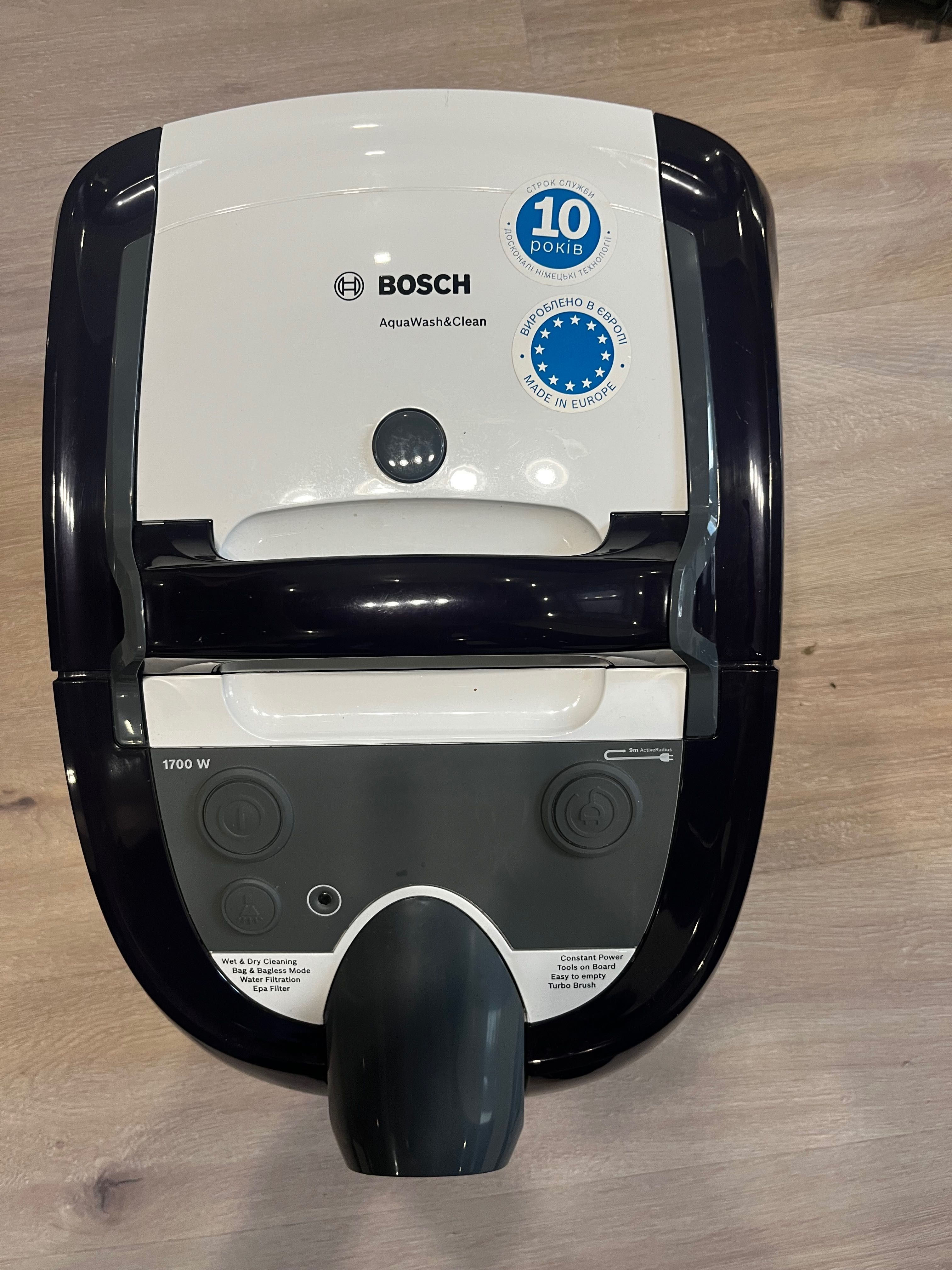 Продається миючий пилосос Bosch BWD41740
