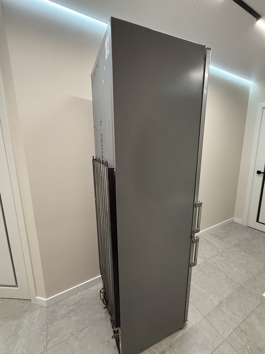 Холодильник Whirlpool WBE3714 TS — робочий, б/у САМОВИВІЗ