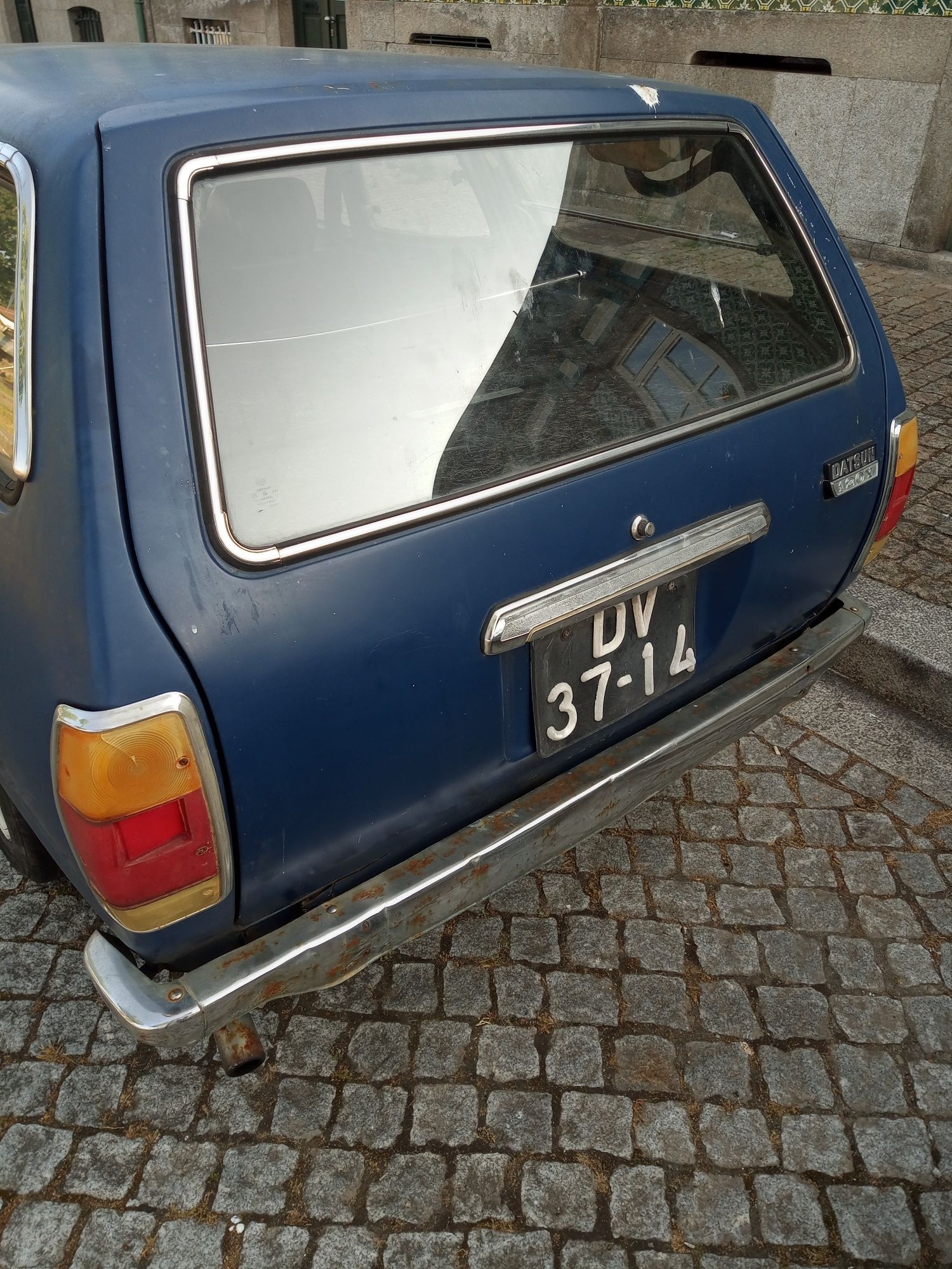 Datsun 120y Van 1977, clássico carrinha