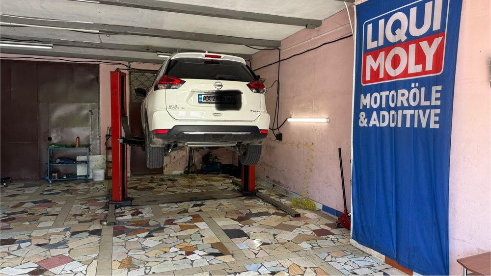 Подъемник для авто/СТО/2.5 тонн/винтовой