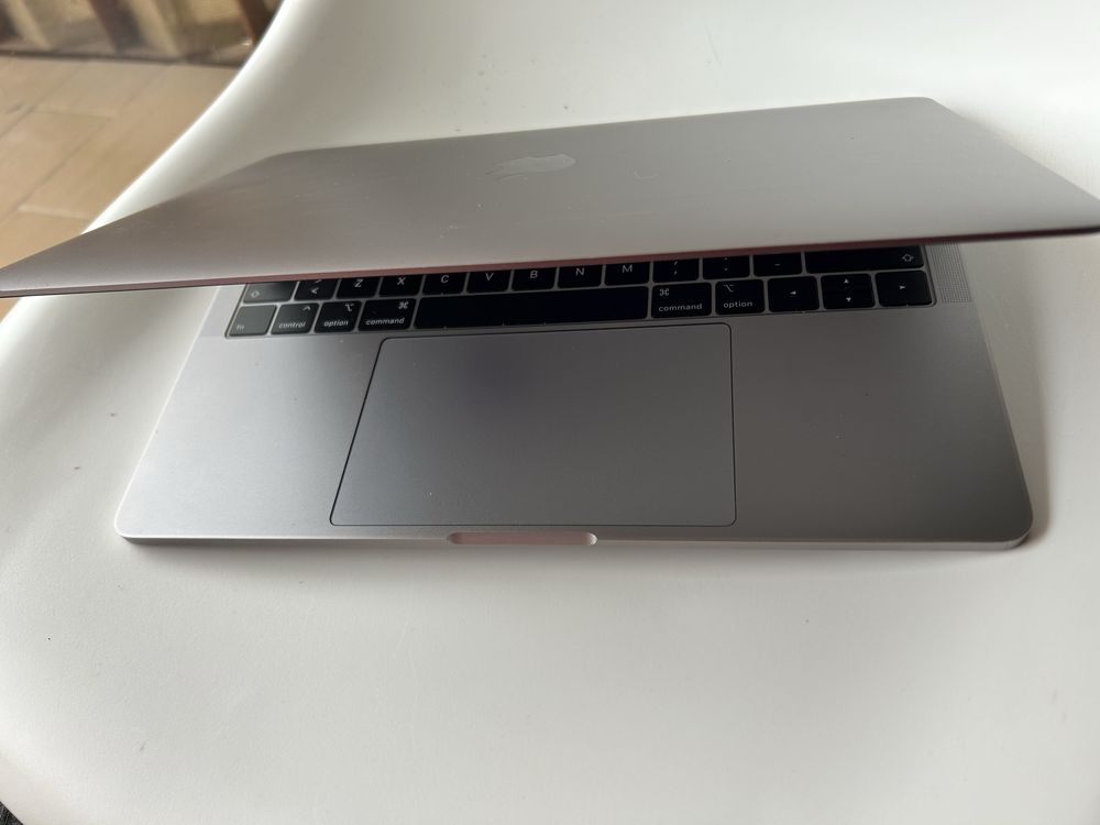 Apple MacBook Pro A2159 Intel Core i5 8 GB 256GB SSD