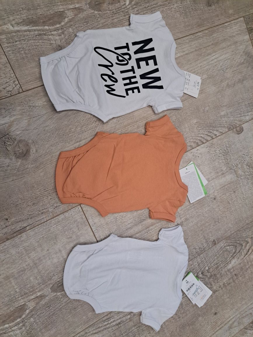 Body niemowlęce z krótkim rękawem - 3 szt. - rozm 56