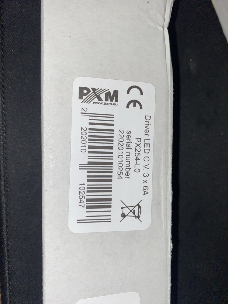 Dwa PXM - PX254-L0 Driver LED 3x6A -opis-