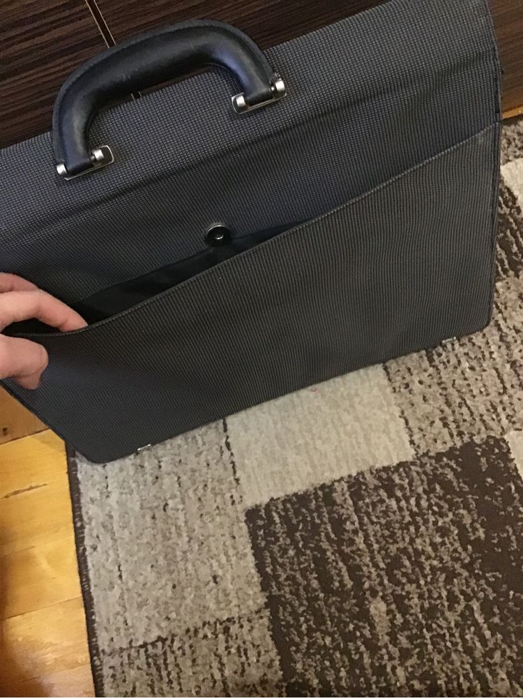 Кейс чемодан папка для ноутбука файлів бумаг і тд Gvc