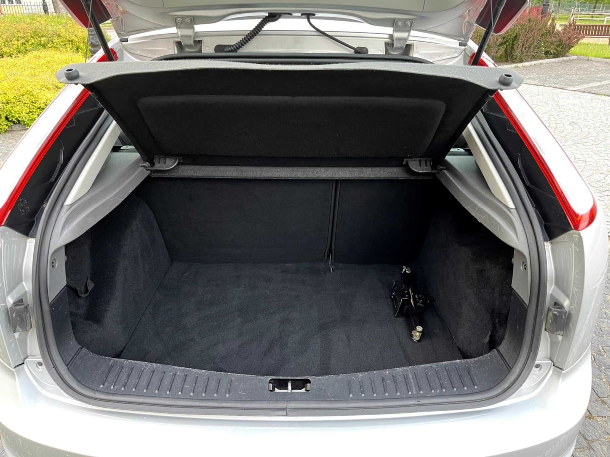 Ford Focus 2010R