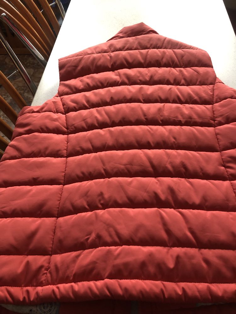 Продам безрукавку. 500 грн