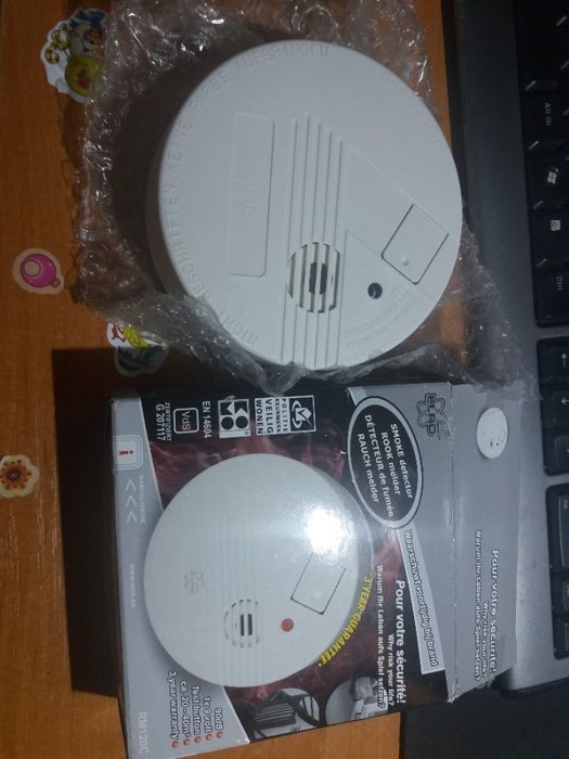 Детектор диму Німецький ELRO RM120C Smoke Detector 9V Battery 90 dB