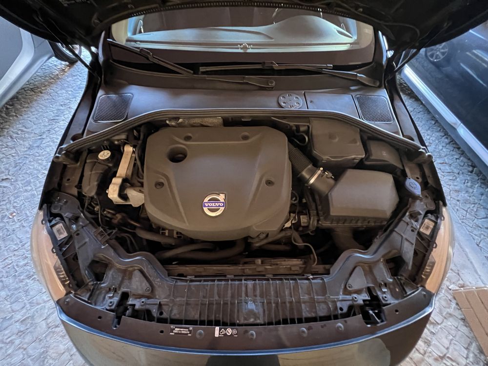 Volvo V60 2.0 D4 momentum, caixa automatica