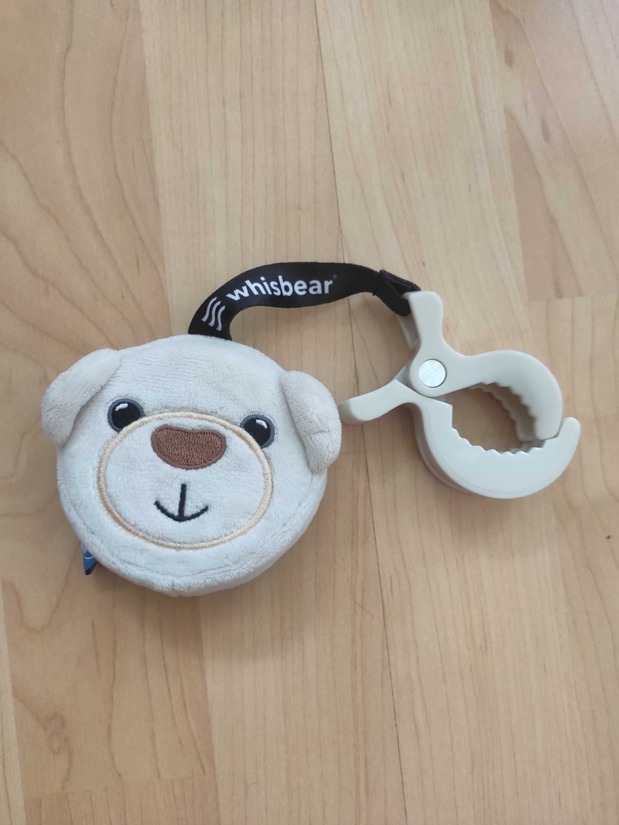 Miś Whisbear do zawieszenia w łóżeczku, wózku, foteliku samochodowym