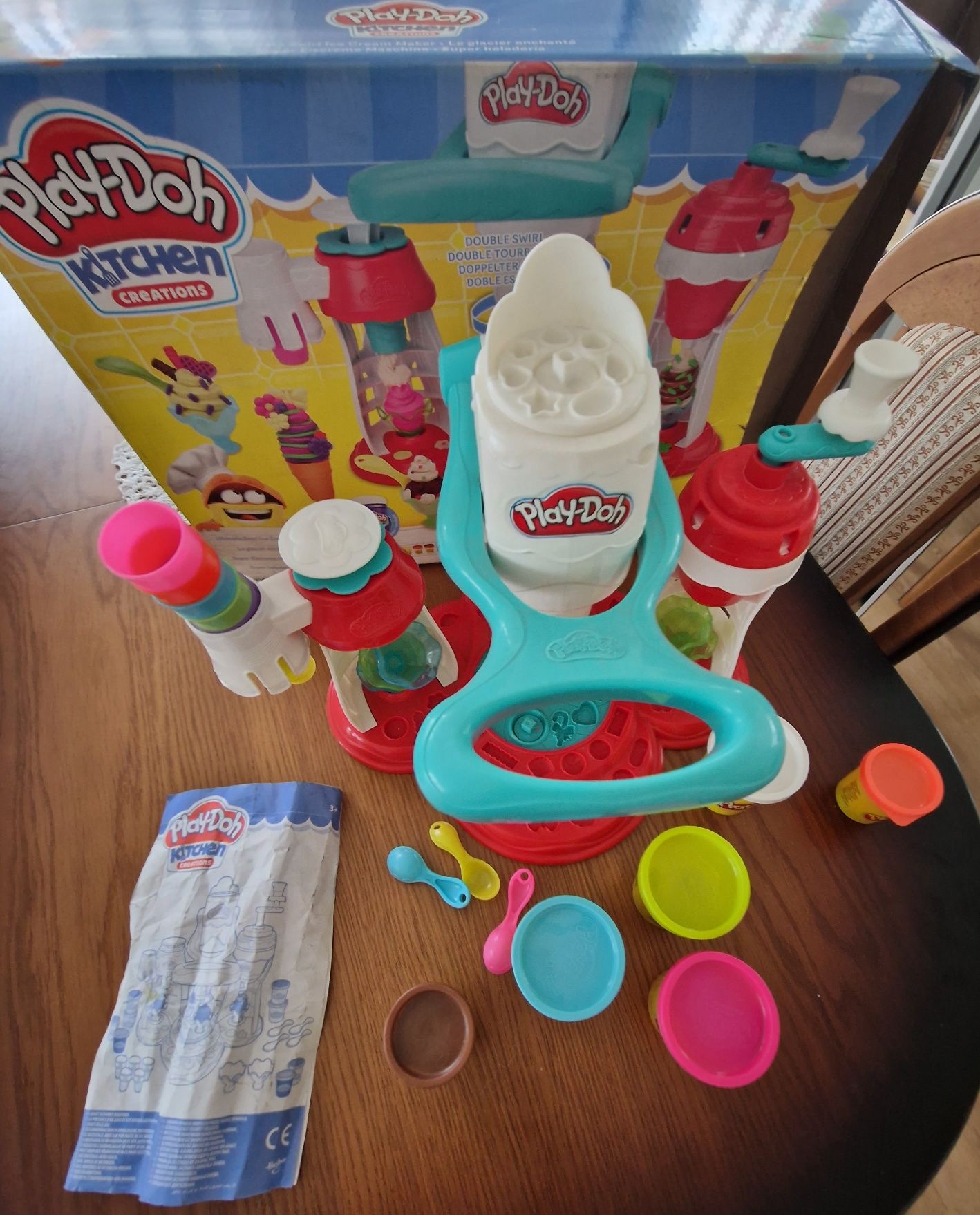 Zakręcona lodziarnia kuchnia ciastolina Play-Doh Hasbro
