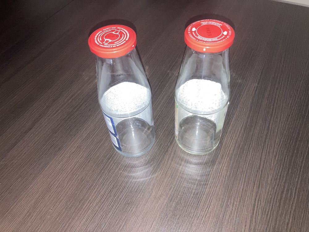 Szklane butelki/słoiki z zakrętkami 2zł/1szt