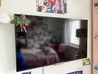 Телевізор Sony, модель KDL-42W653A