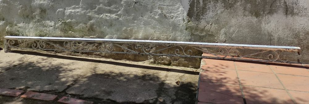 Corrimão de ferro forjado de canto